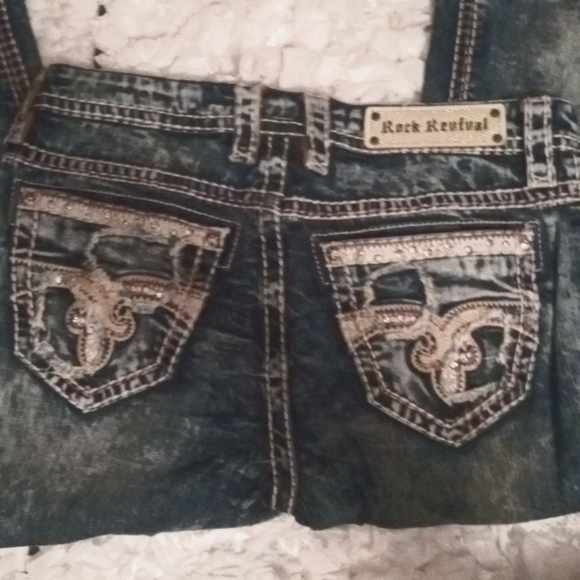 Rock Revival Denim - ROCK REVIVAL LUIZA STRAIGHT JEANS SIZE 30